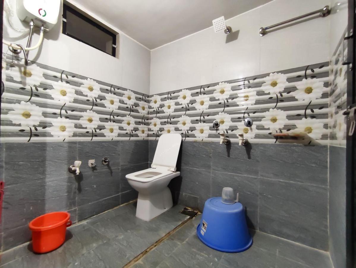 Krishna Homestay Garudeshwar Ngoại thất bức ảnh
